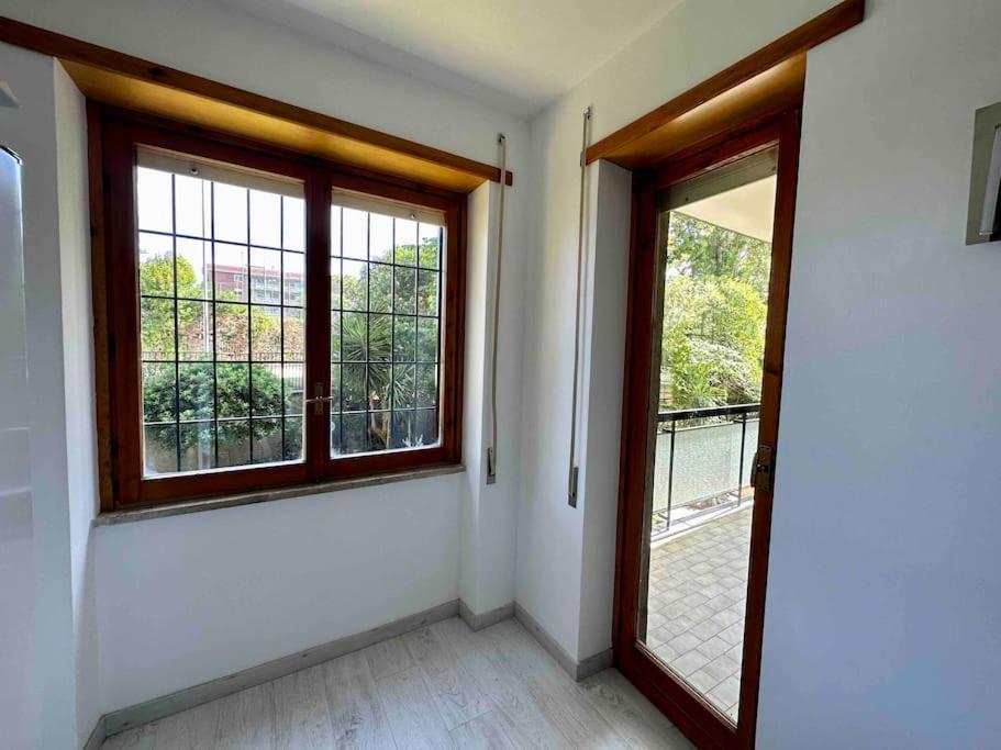Appartamento Luminoso Domus Eur Roma Exterior foto